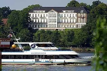 Das Weisse Hotel An Der Elbchaussee Hamburg