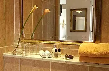 ***  Das Weisse Hotel An Der Elbchaussee Hamburg Deutschland